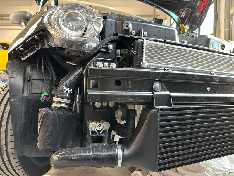 Abarth 500 Complete Kit Direct Intake Low Monza Performance with Windscreen Washer Tank