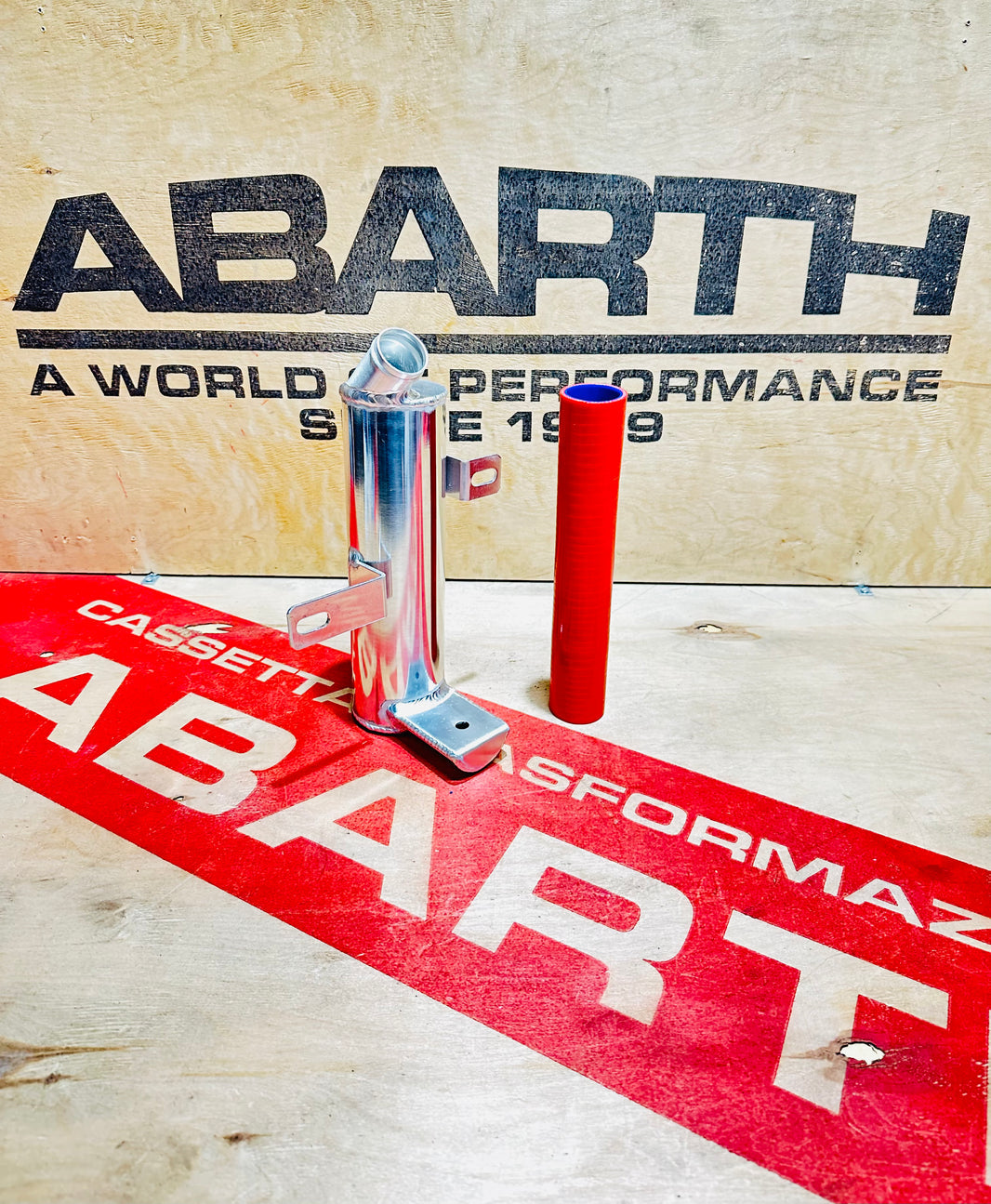 Abarth 500 Reduzierter Scheibenwaschflüssigkeitsbehälter