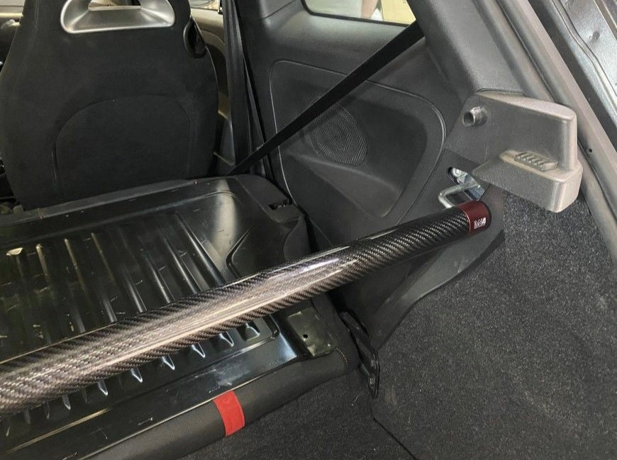 DNA Racing 4 Seater Carbon Rear Strut Bar Kit Without Tie Rods