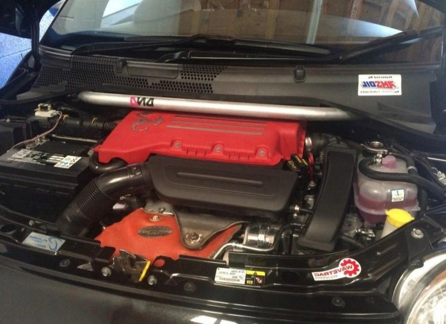 DNA Racing Front Strut Bar Kit