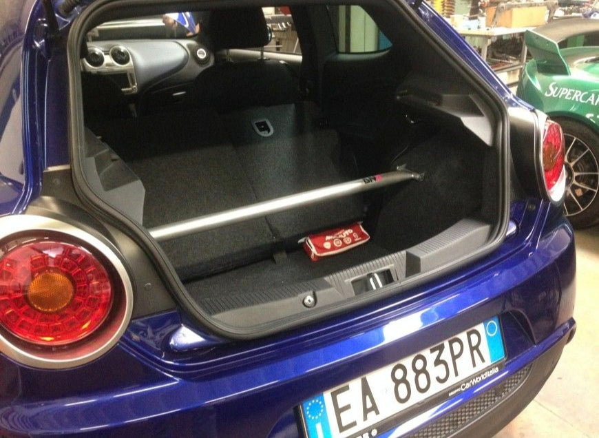 DNA Racing Rear Strut Bar Kit Without Tie Rods