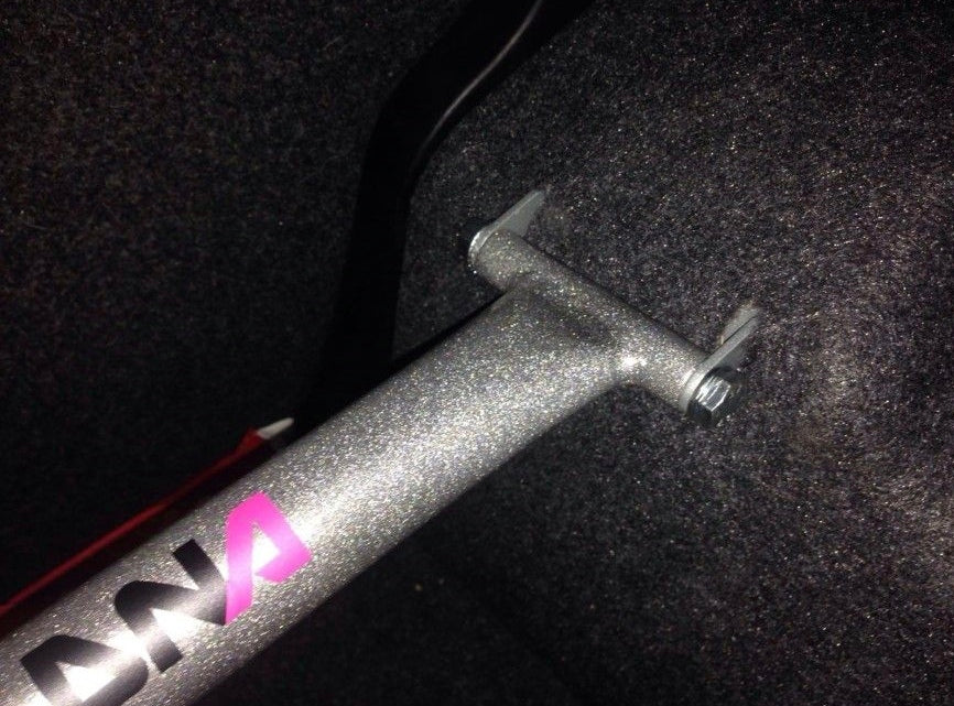 DNA Racing Rear Strut Bar Kit Without Tie Rods