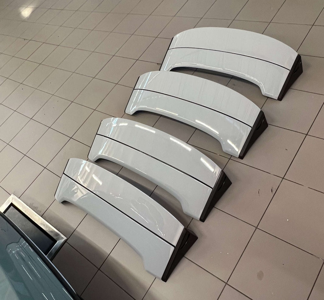 AILERON 70. ORIGINAL NEUE FARBE CAMPOVOLO (VORBESTELLUNG)