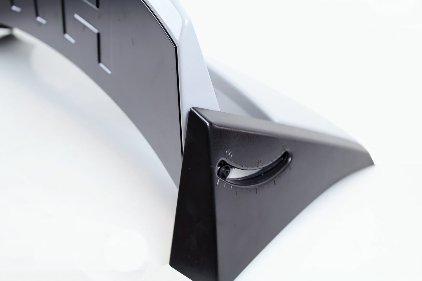 AILERON 70. ORIGINAL NEUE FARBE CAMPOVOLO (VORBESTELLUNG)