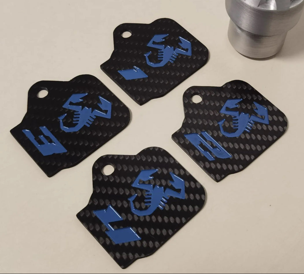 Copri bobina in vero carbonio personalizzati per vano motore TJET Fiat 500 Abarth