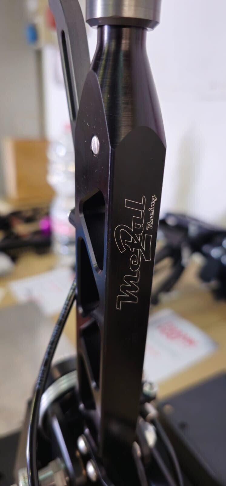 Castelletto Metal2Racing Abarth GRANDE PUNTO / PUNTO EVO Getriebe (fügen Sie in den Bestellhinweisen die Knopffarbe aus der Beschreibung ein)