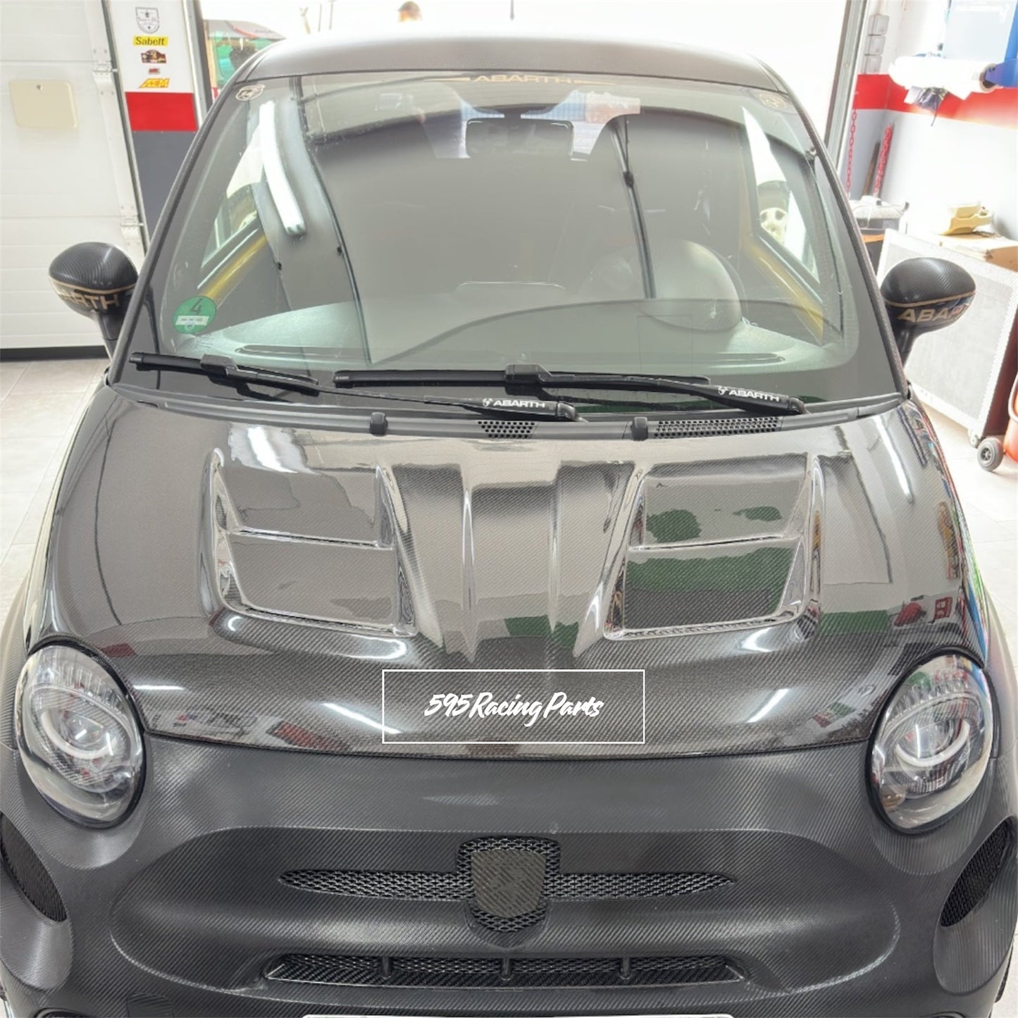 Cofano in VERO CARBONIO con prese d'aria Fiat 500 Abarth - 595 - 695