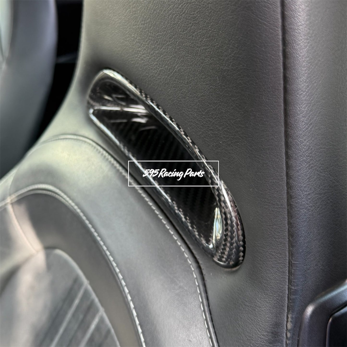 Coppia di copri passanti cinture di sicurezza in VERO CARBONIO per Fiat 500 Abarth - 595 - 695