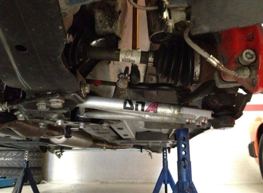 DNA Racing Trapez-Kit vorne