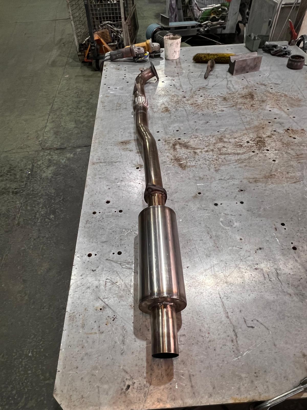 Finale diretto e centrale silenziato kit D65 X 500 l 595 USATO